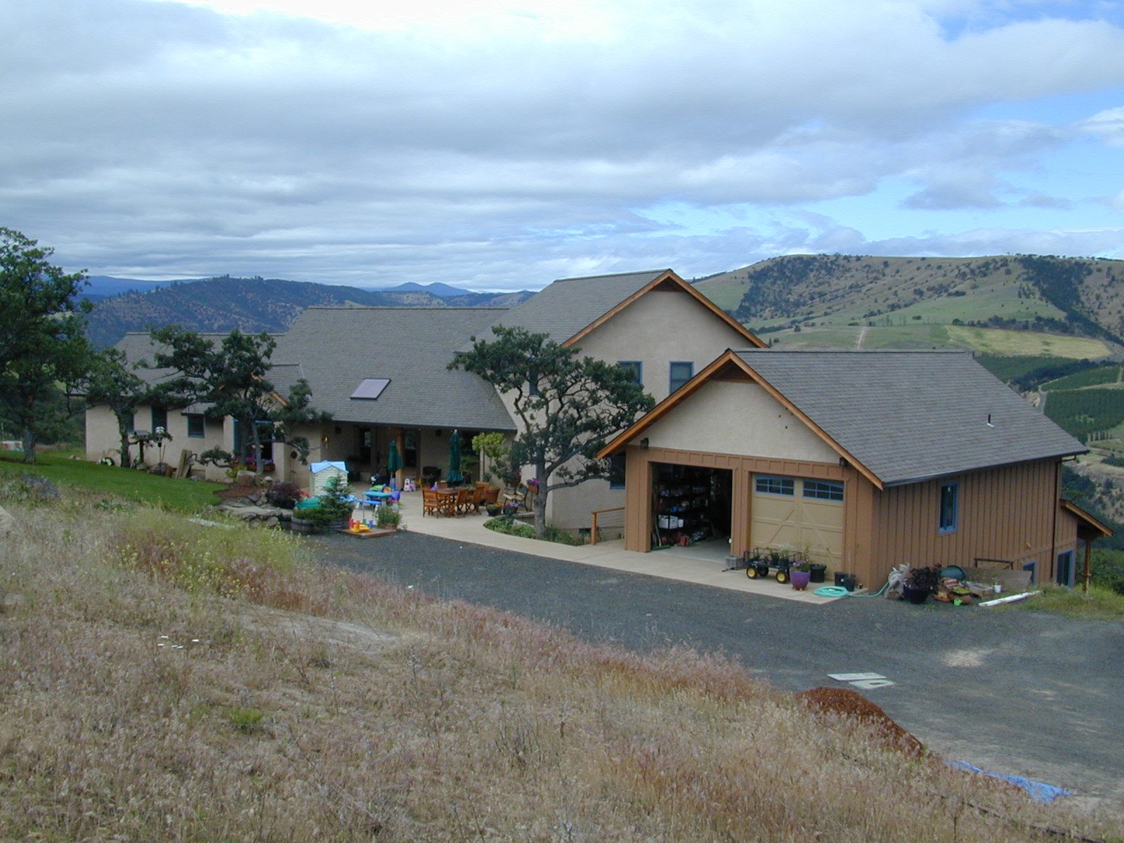 The Dalles House exterior